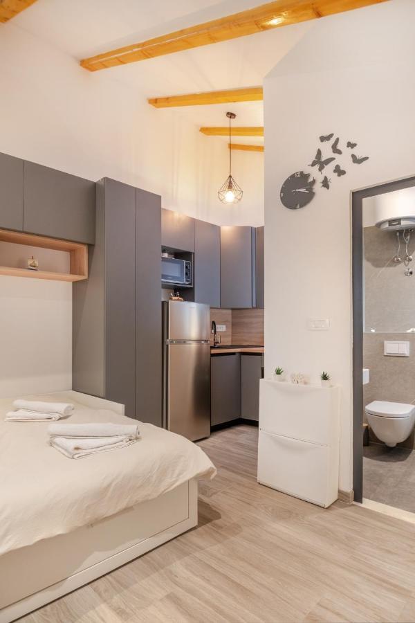 Modesty Apartment Split Luaran gambar